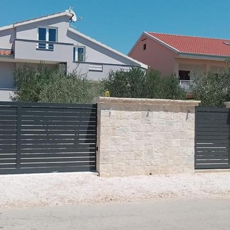 M&L Holliday Home Biograd Na Moru Extérieur photo