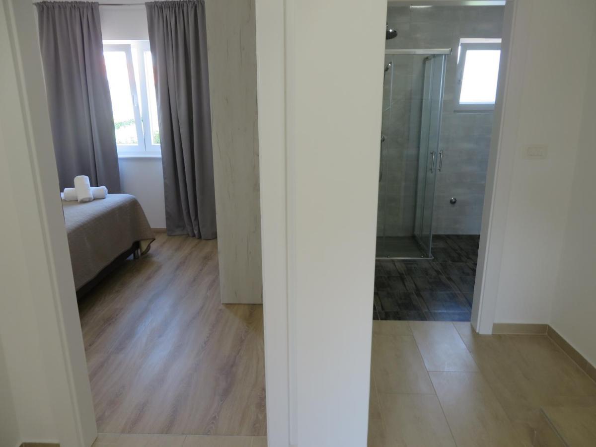 M&L Holliday Home Biograd Na Moru Extérieur photo