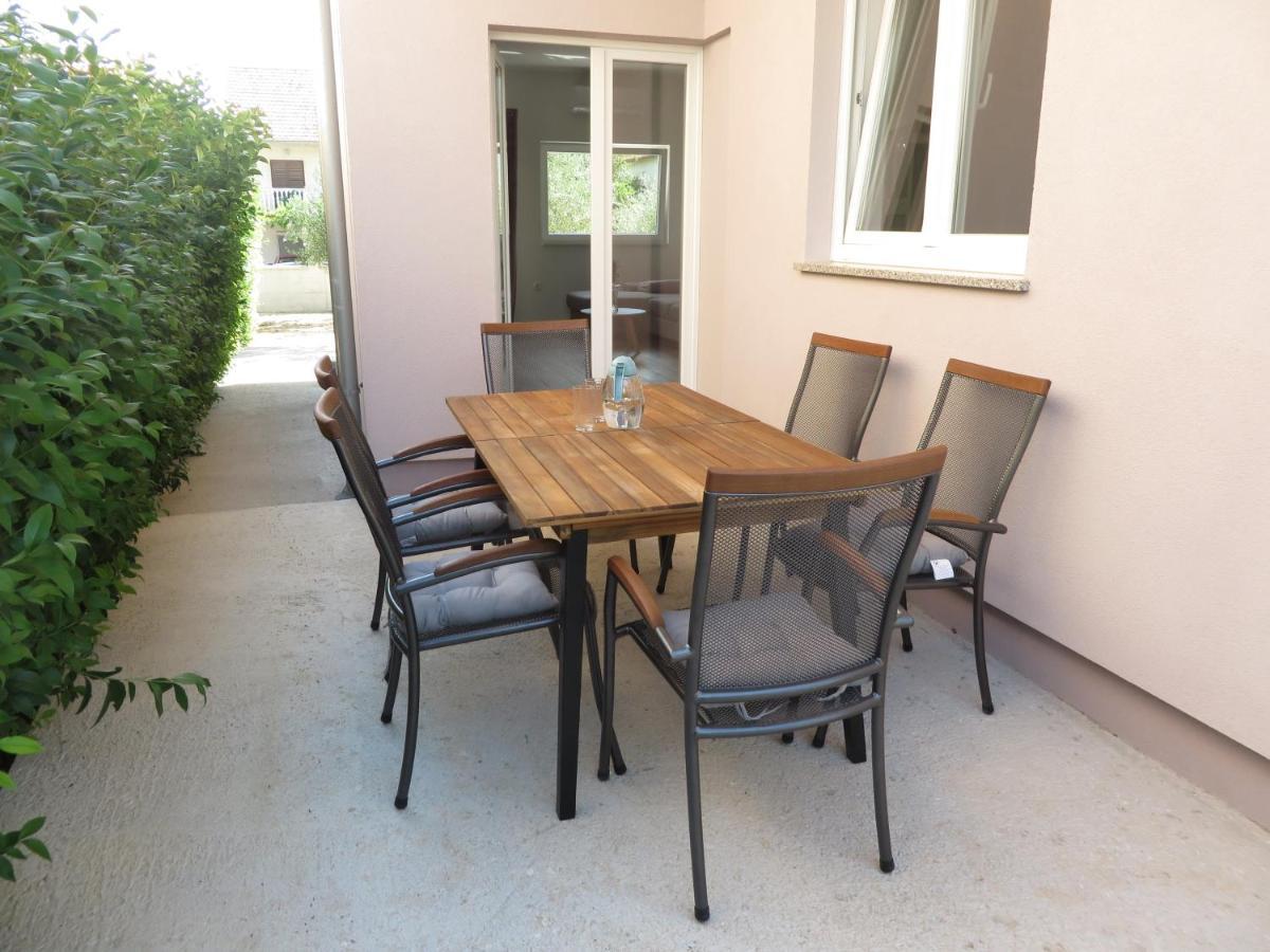 M&L Holliday Home Biograd Na Moru Extérieur photo