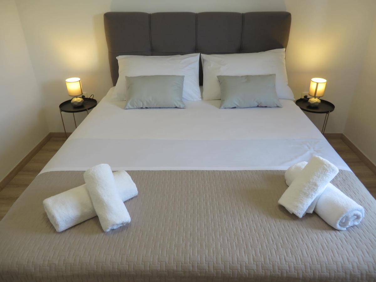 M&L Holliday Home Biograd Na Moru Extérieur photo