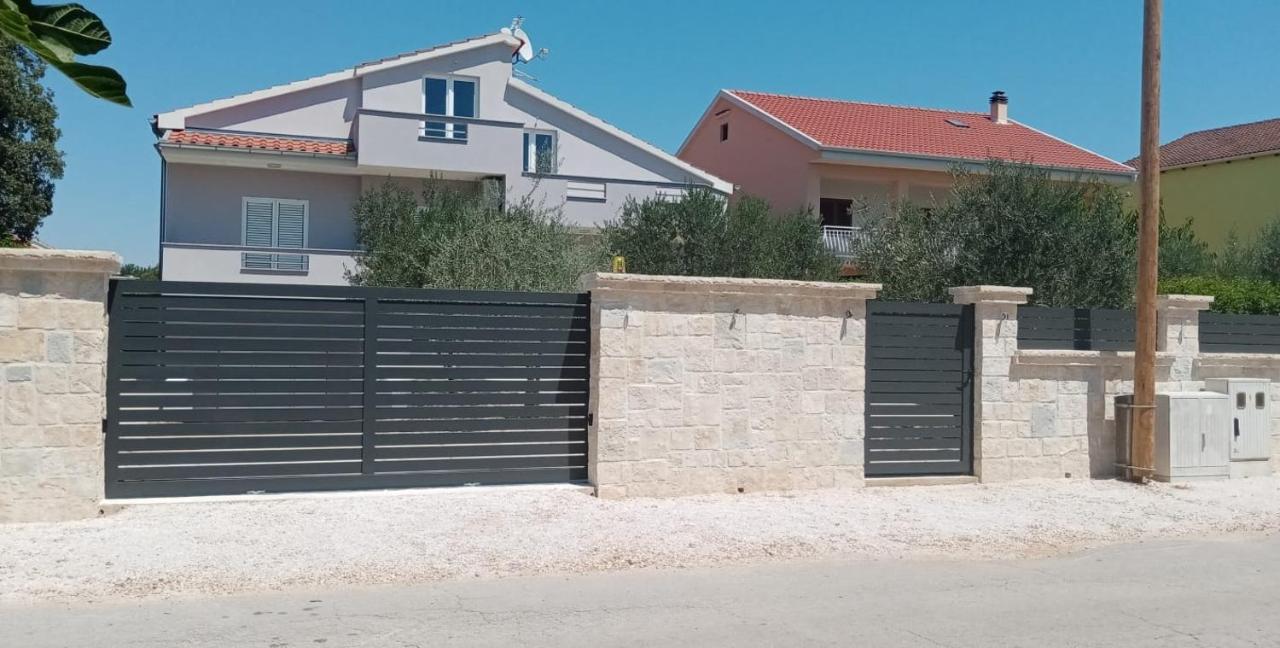 M&L Holliday Home Biograd Na Moru Extérieur photo